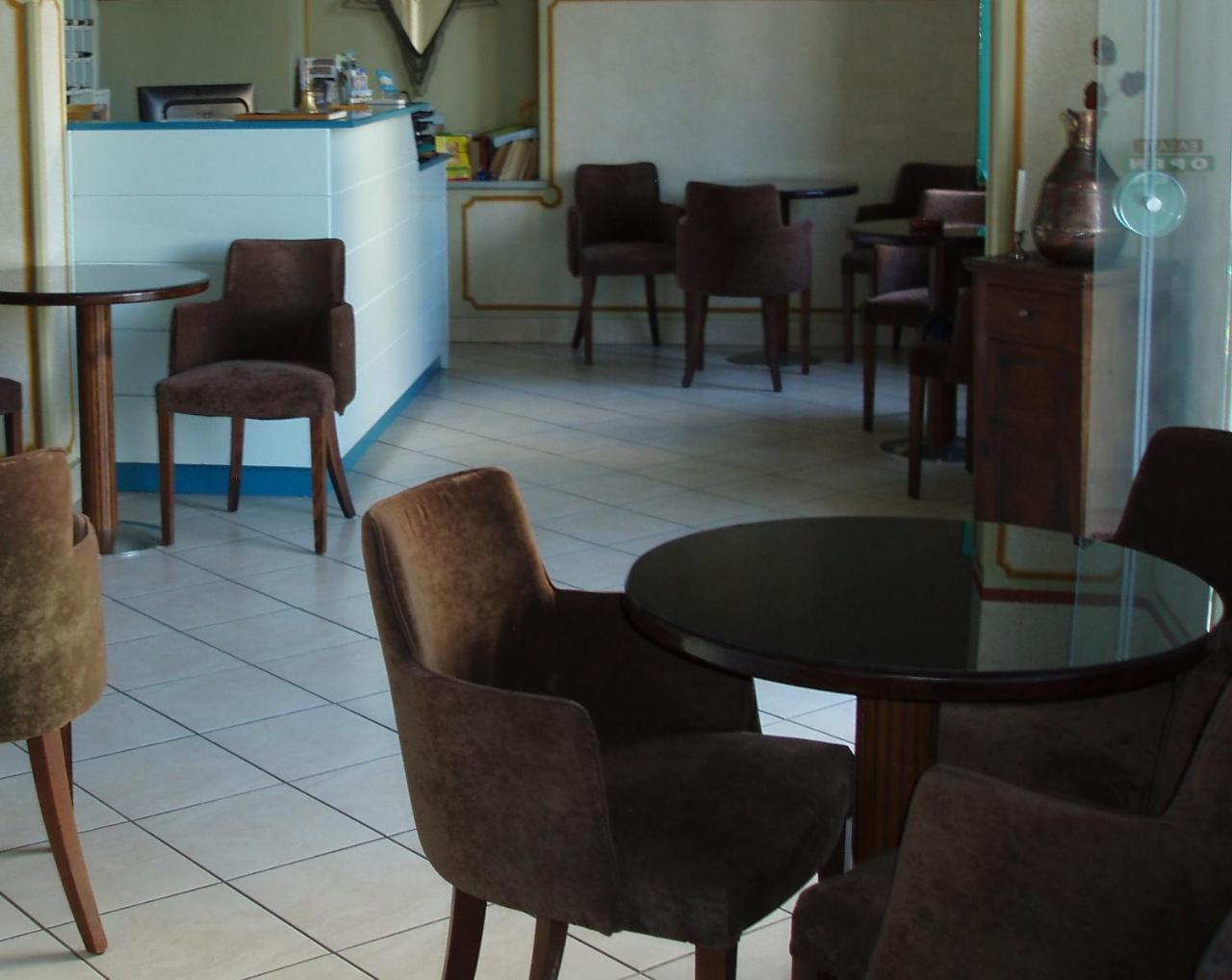 Orfeas Hotel 3 *