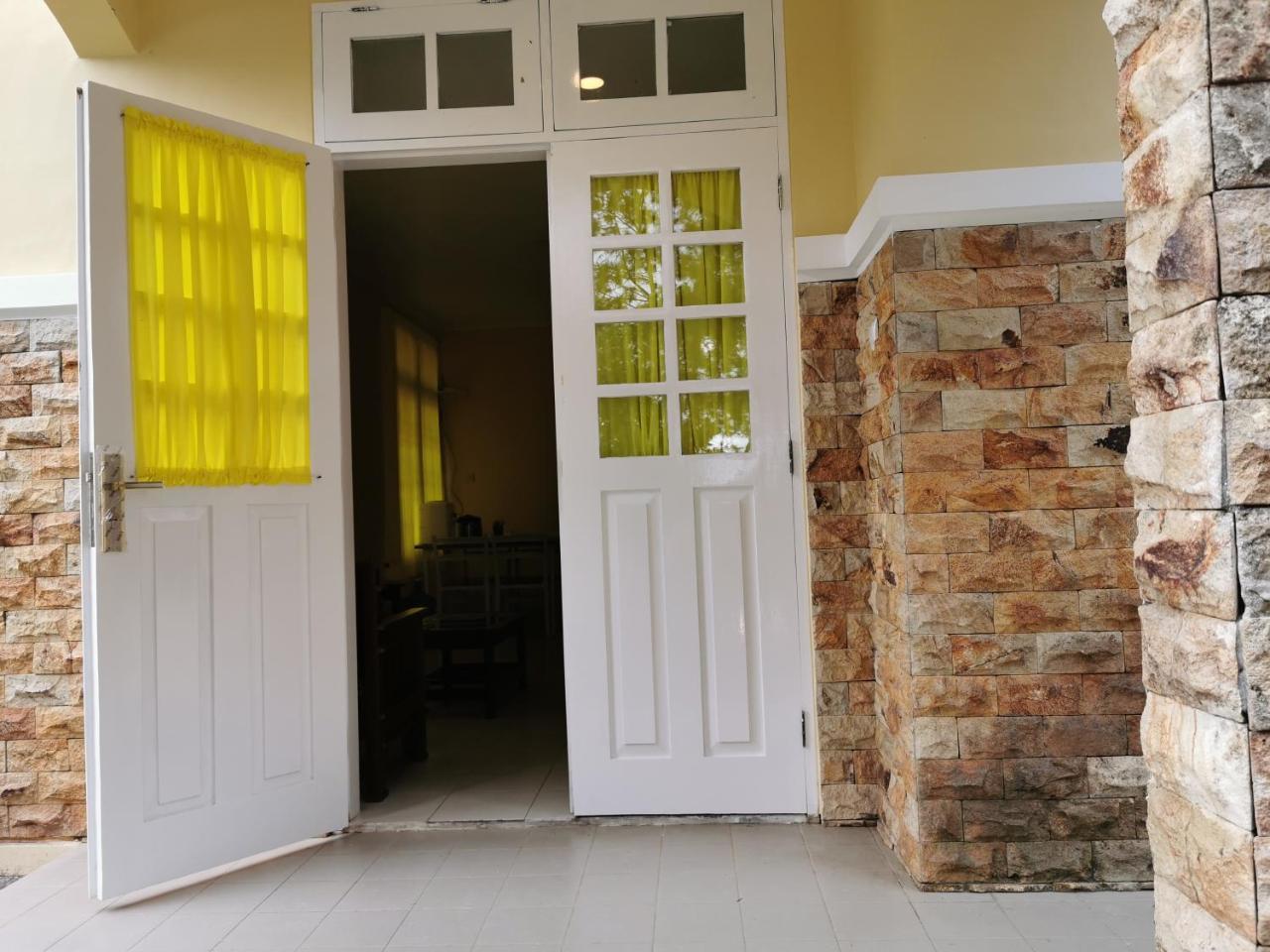 Sewa Villa Kota Bunga 2 Kamar 500ribu Semlm Full Wifi