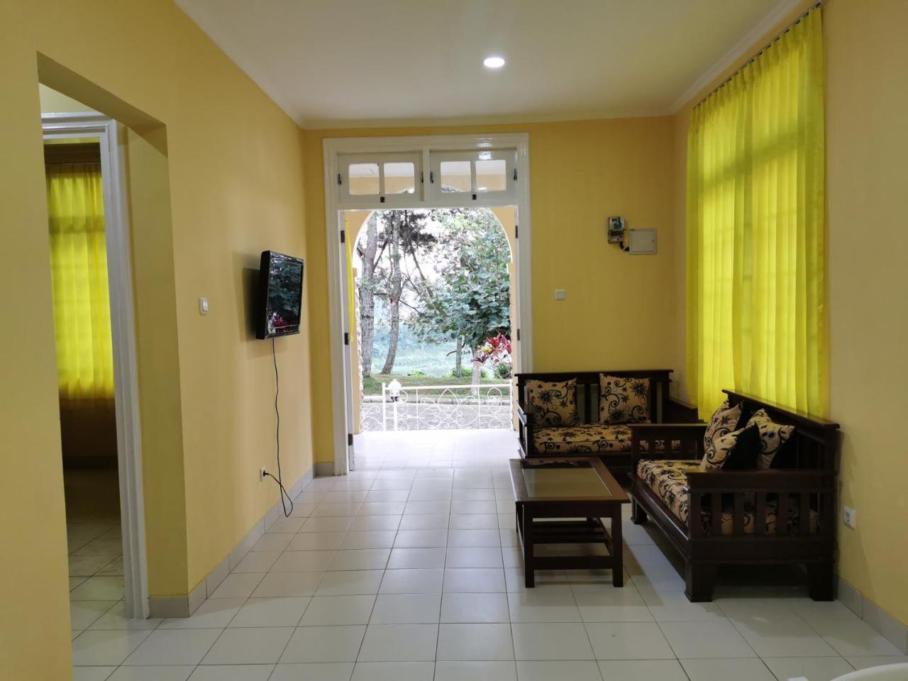 Sewa Villa Kota Bunga 2 Kamar 500ribu Semlm Full Wifi