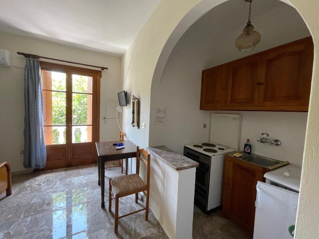 Villa Apostolis 2 *