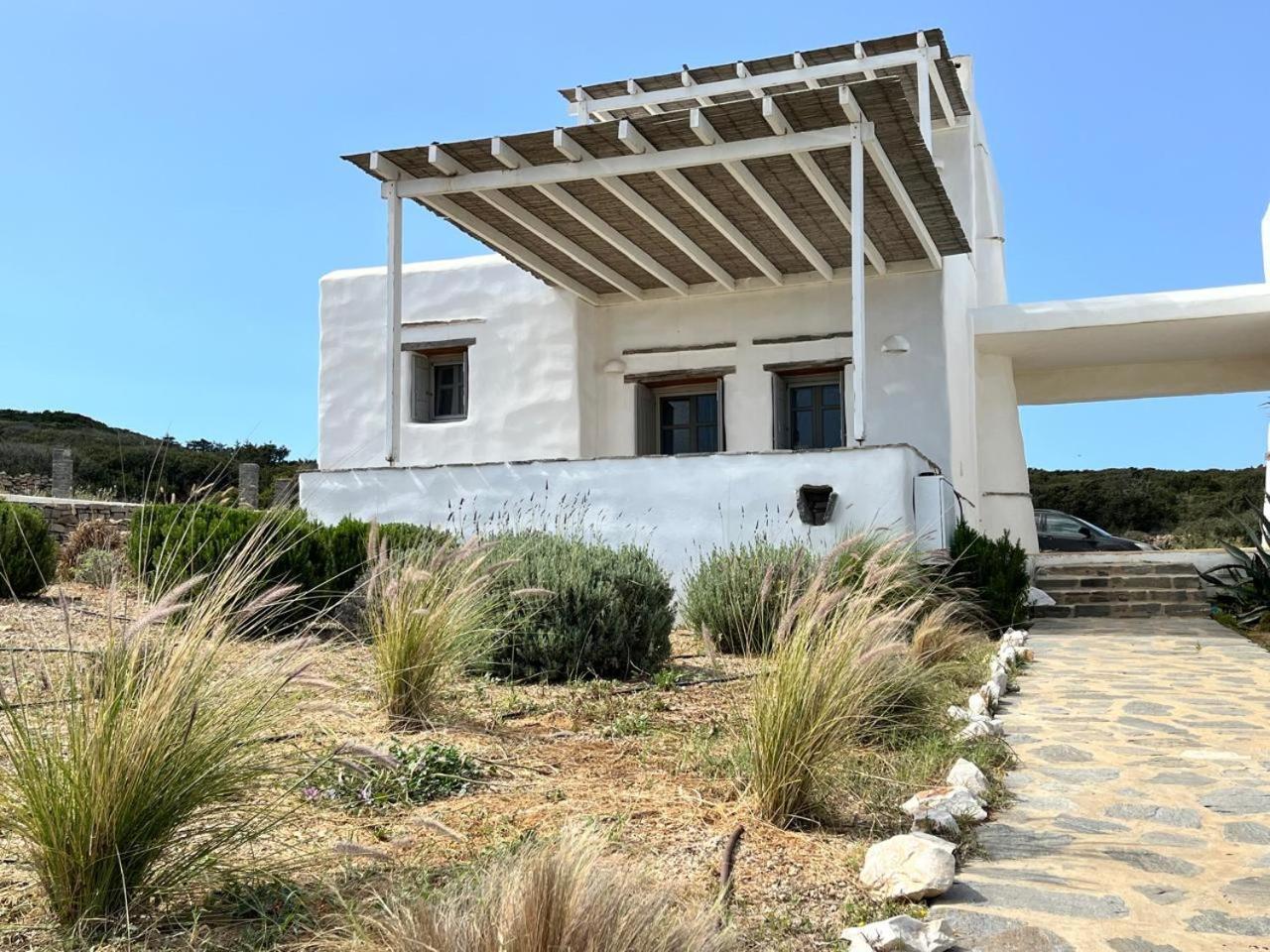 Santa Maria Villa 3 *