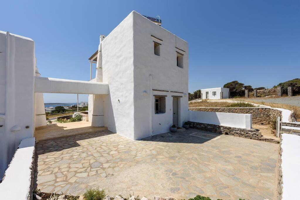 Santa Maria Villa 3 *