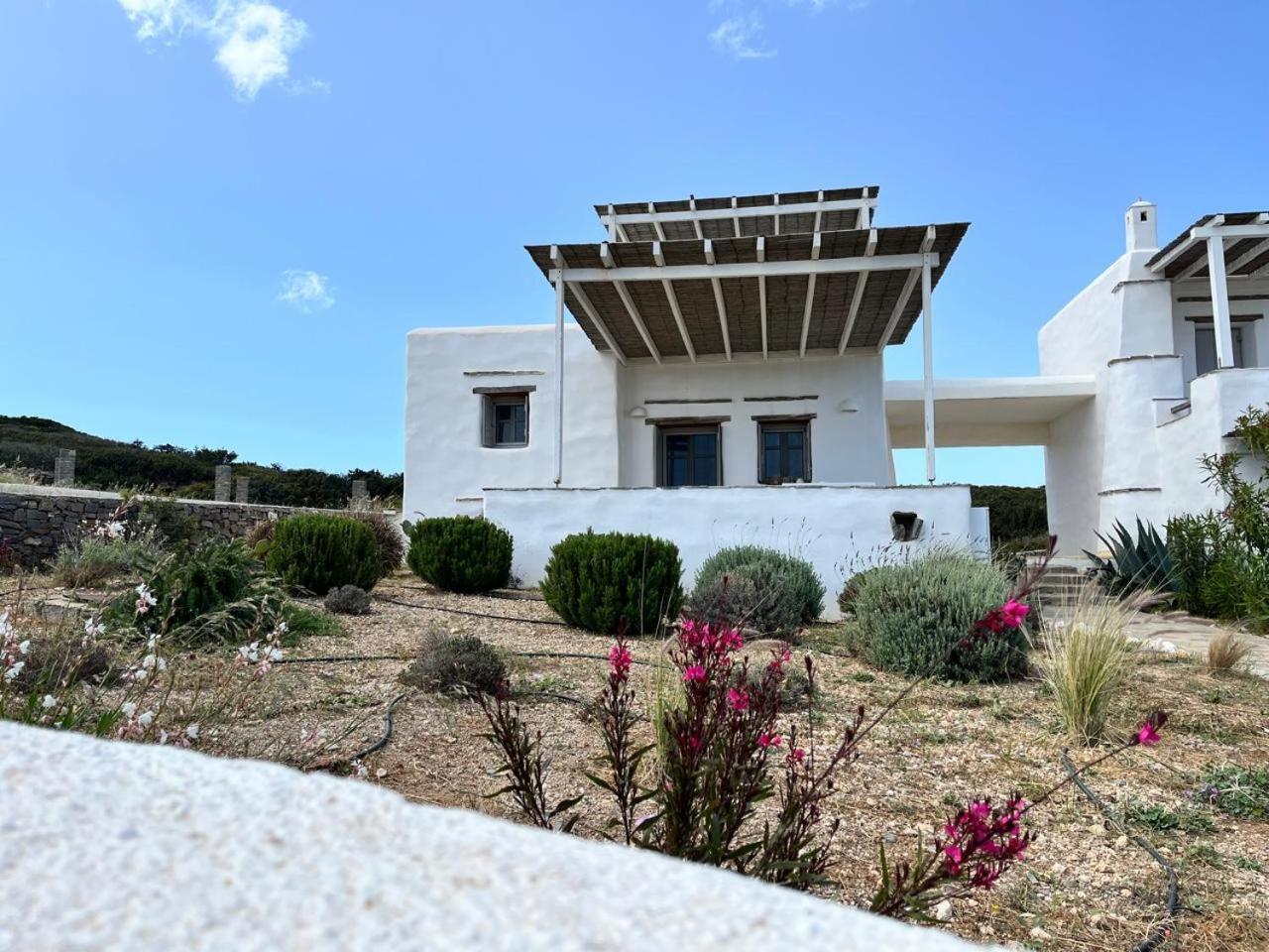Santa Maria Villa 3 *