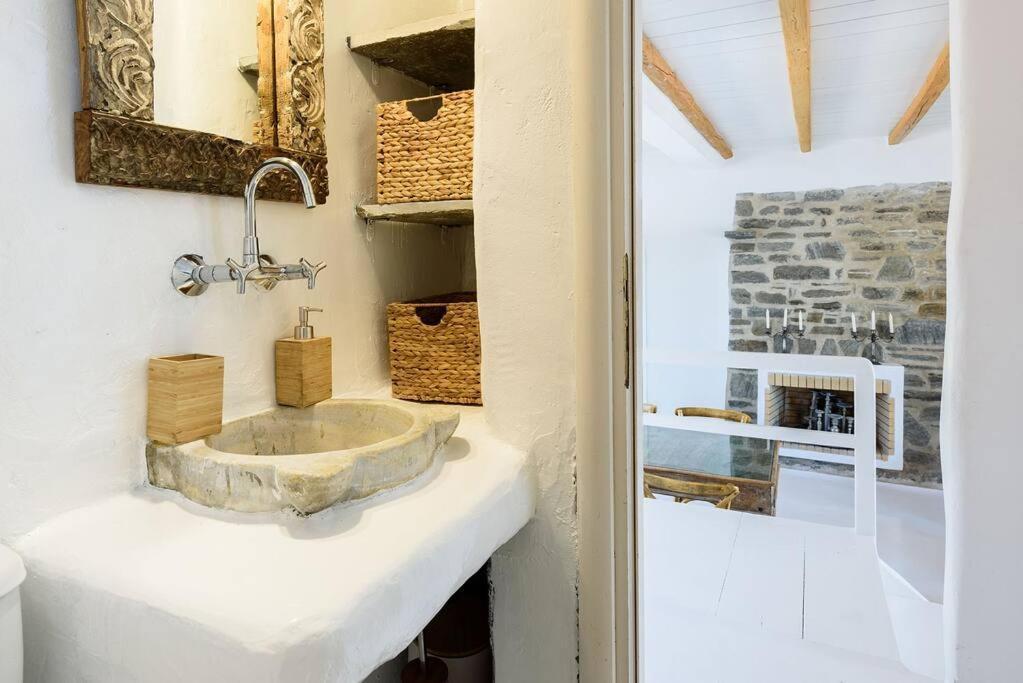 Santa Maria Villa 3 *