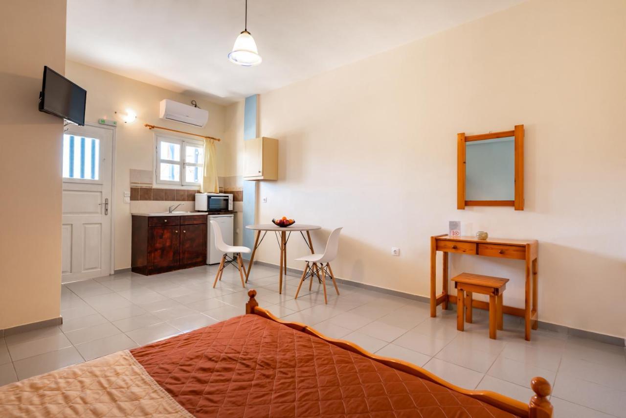 Onar Rooms & Studios 2 * Onar Rooms & Studios 2 *