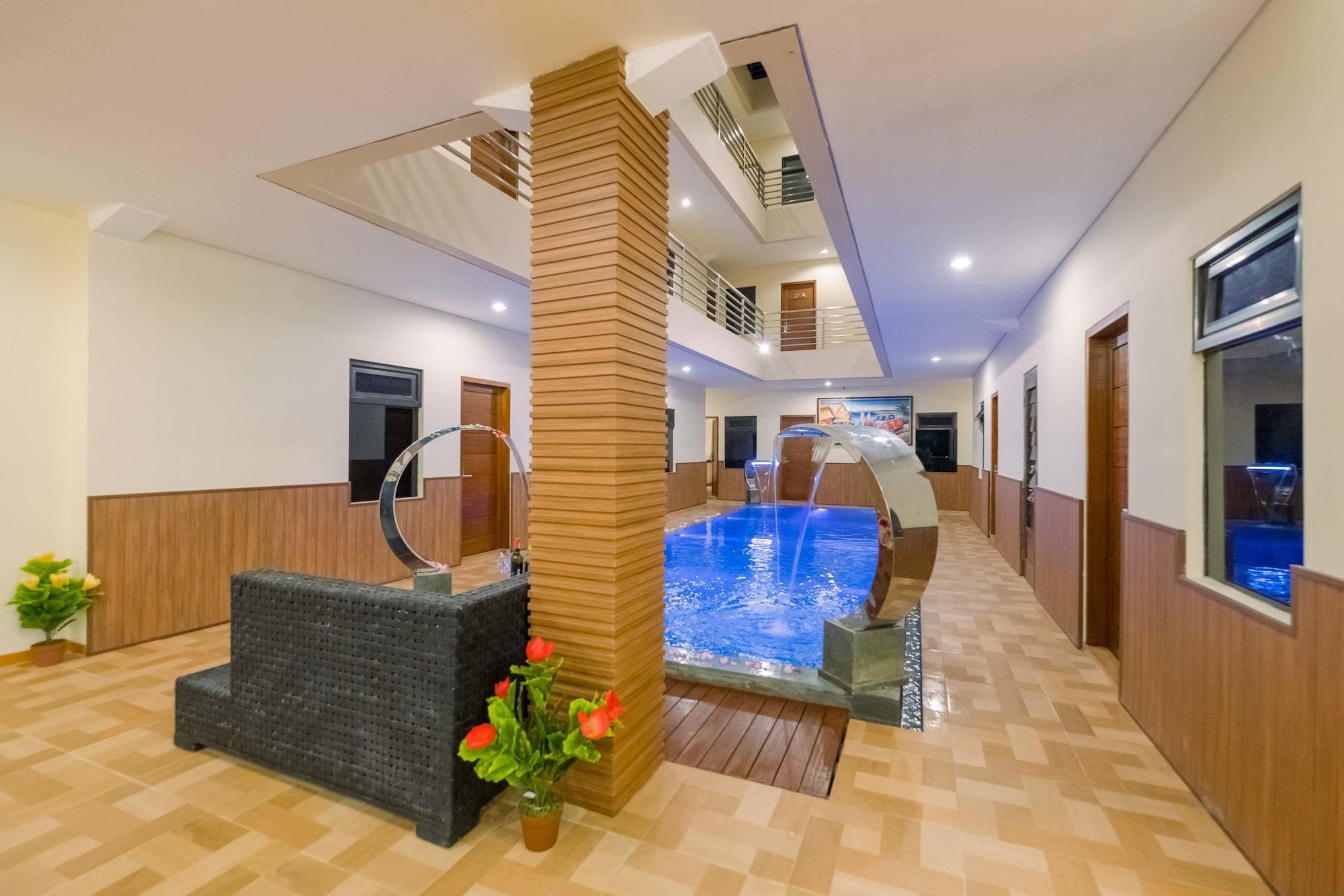 Caroline Guest House in Canggu