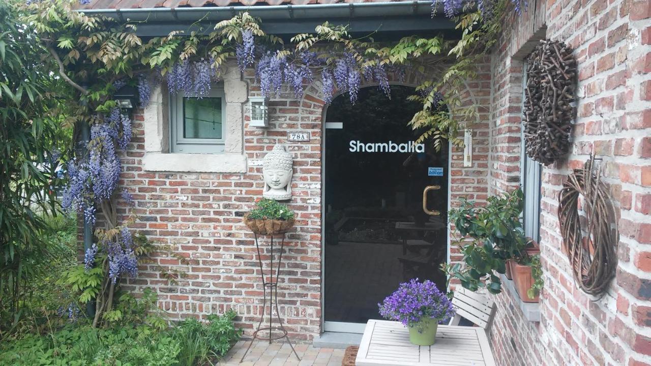 Shamballa B & B/ Logies em Deinze