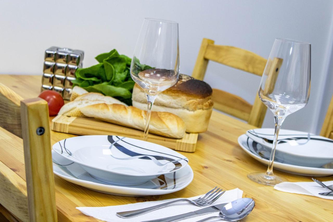 Cades Accommodation (Adults only) in Wolverhampton