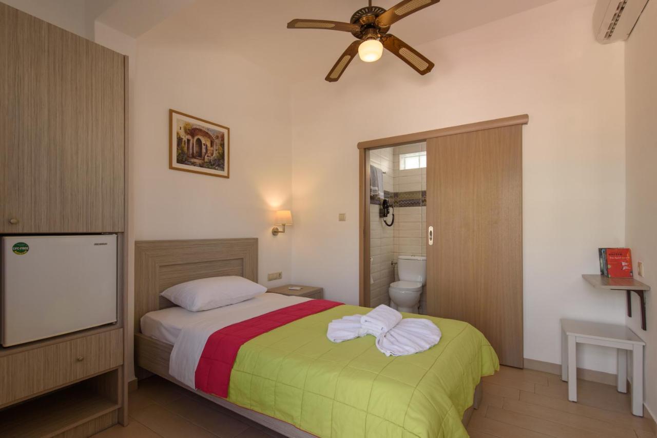 Hotel Nikos 1 *
