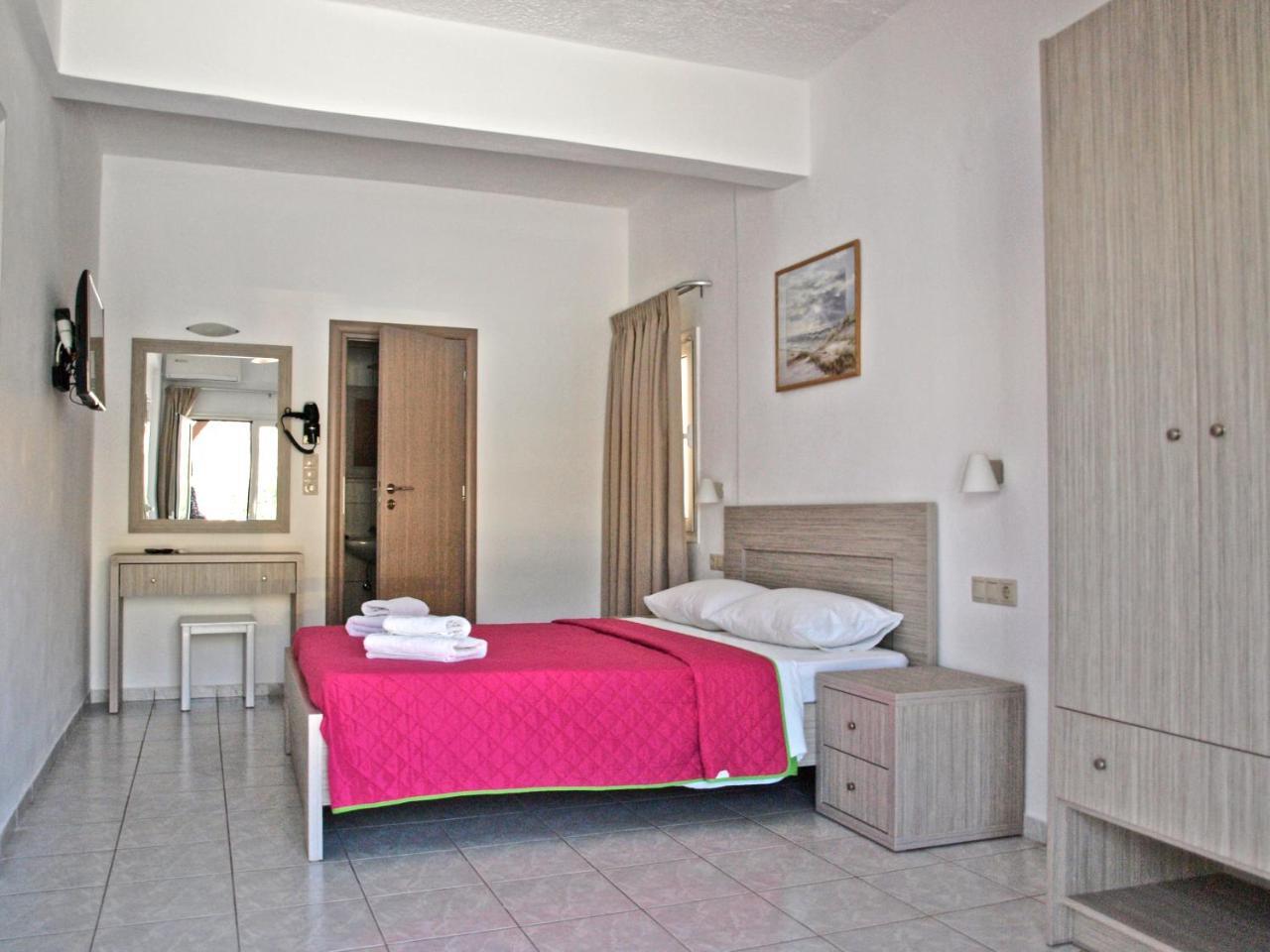 Hotel Nikos 1 *