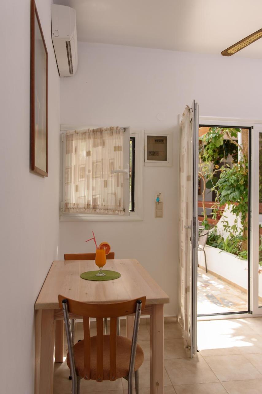 Hotel Nikos 1 *