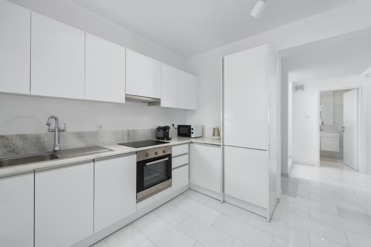 Maria & Nada Beachfront Villas 4 * Maria & Nada Beachfront Villas 4 *