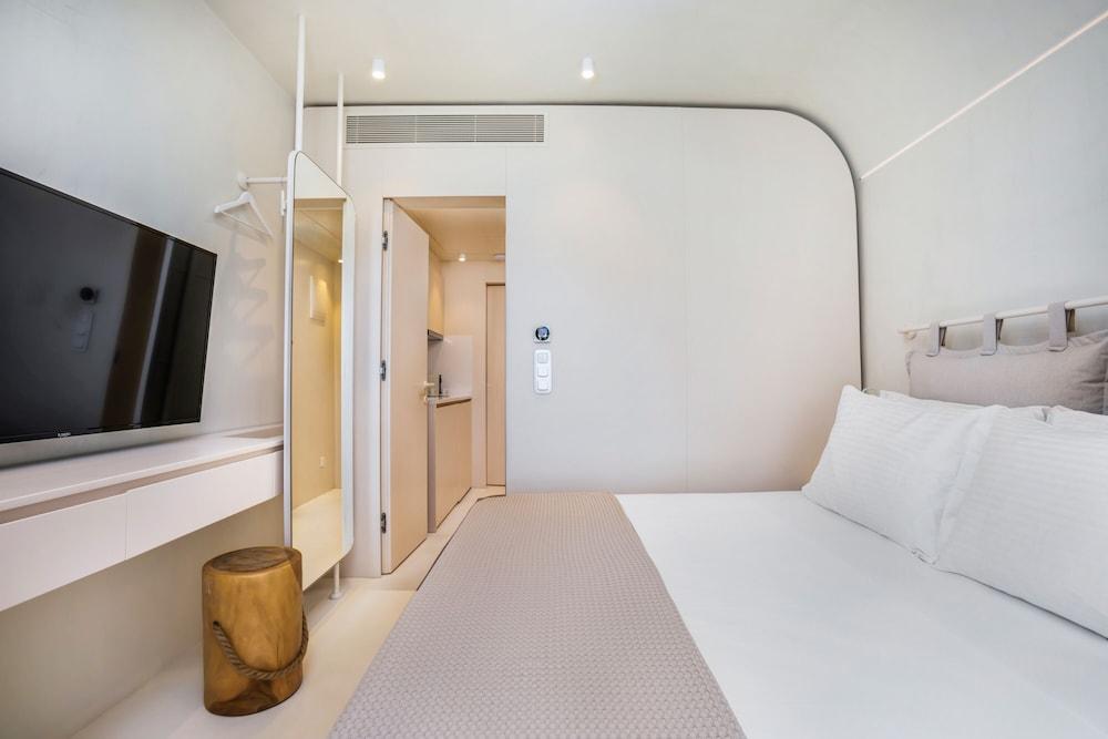 Cocoons Luxury Suites & Villas