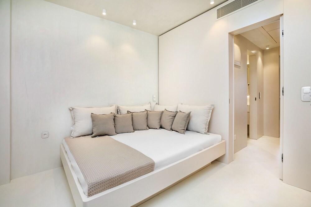 Cocoons Luxury Suites & Villas