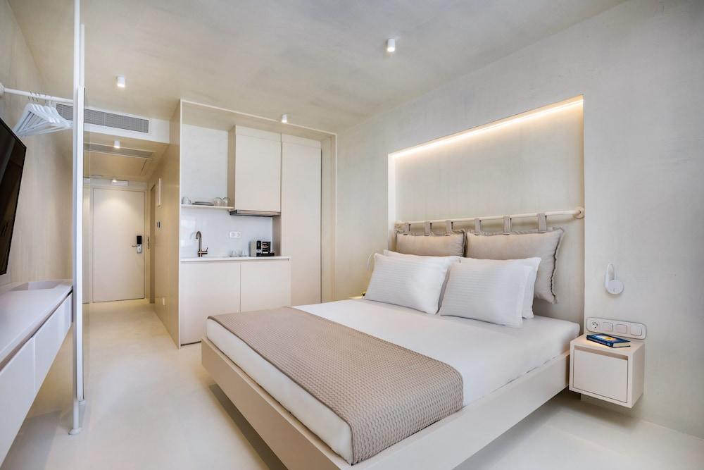 Cocoons Luxury Suites & Villas