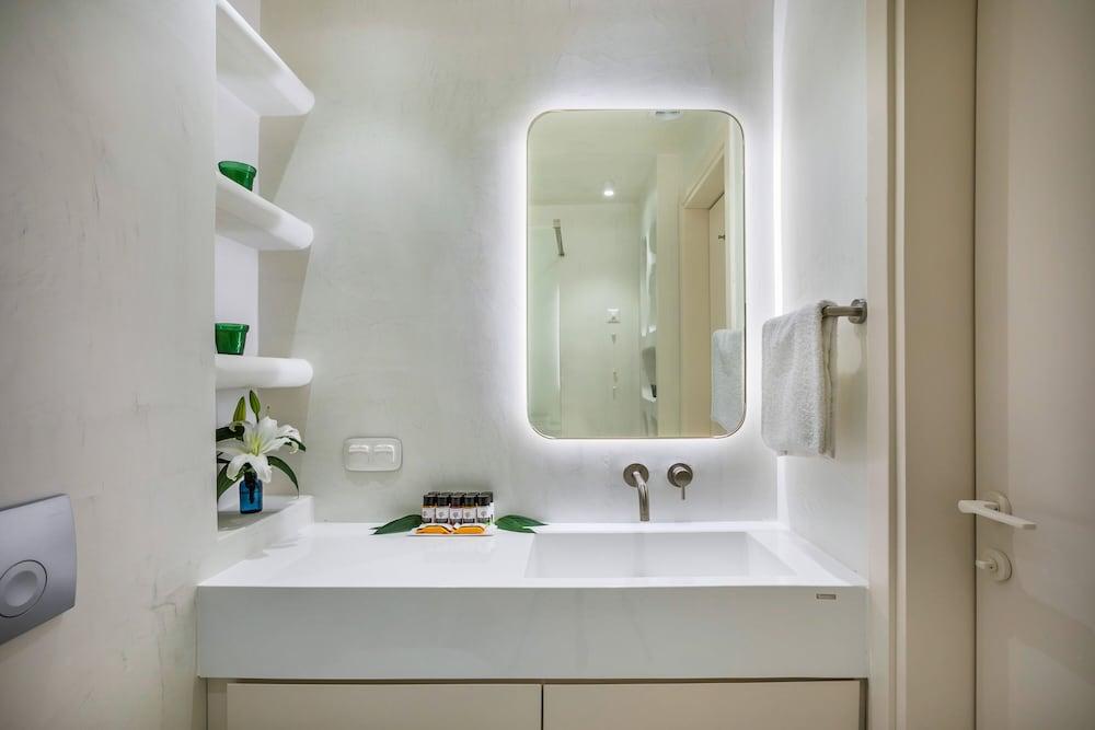 Cocoons Luxury Suites & Villas