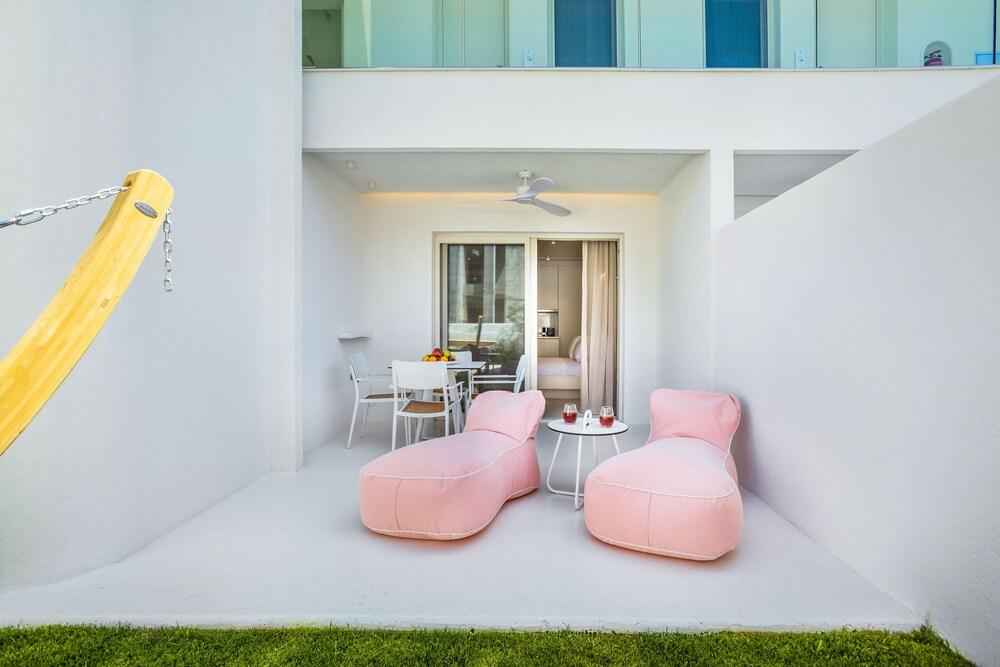 Cocoons Luxury Suites & Villas