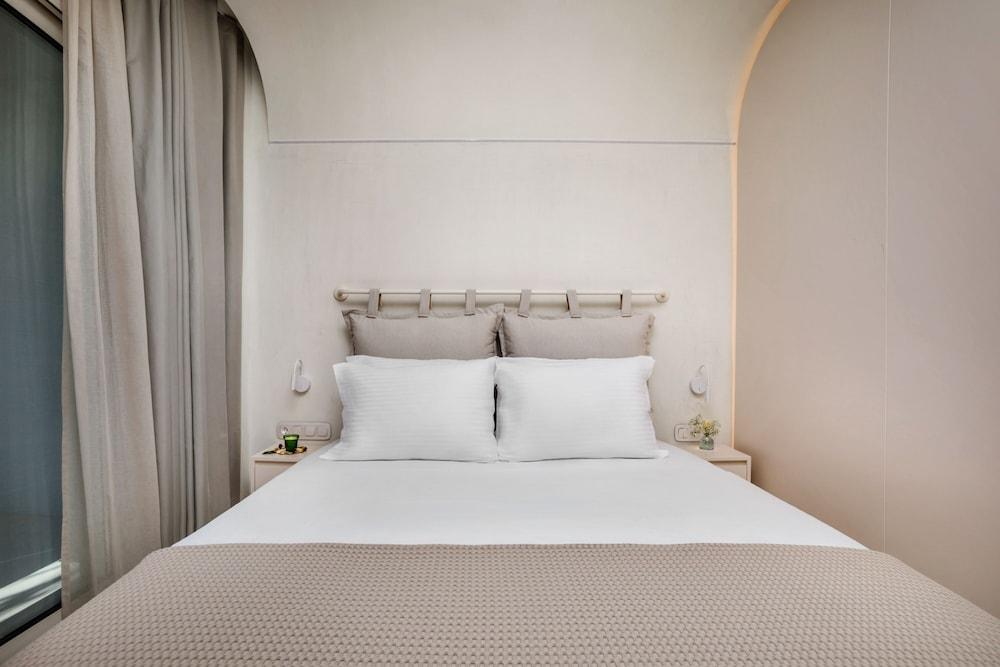 Cocoons Luxury Suites & Villas