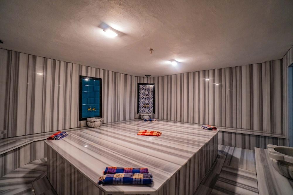 Prenses Sealine Beach Hotel