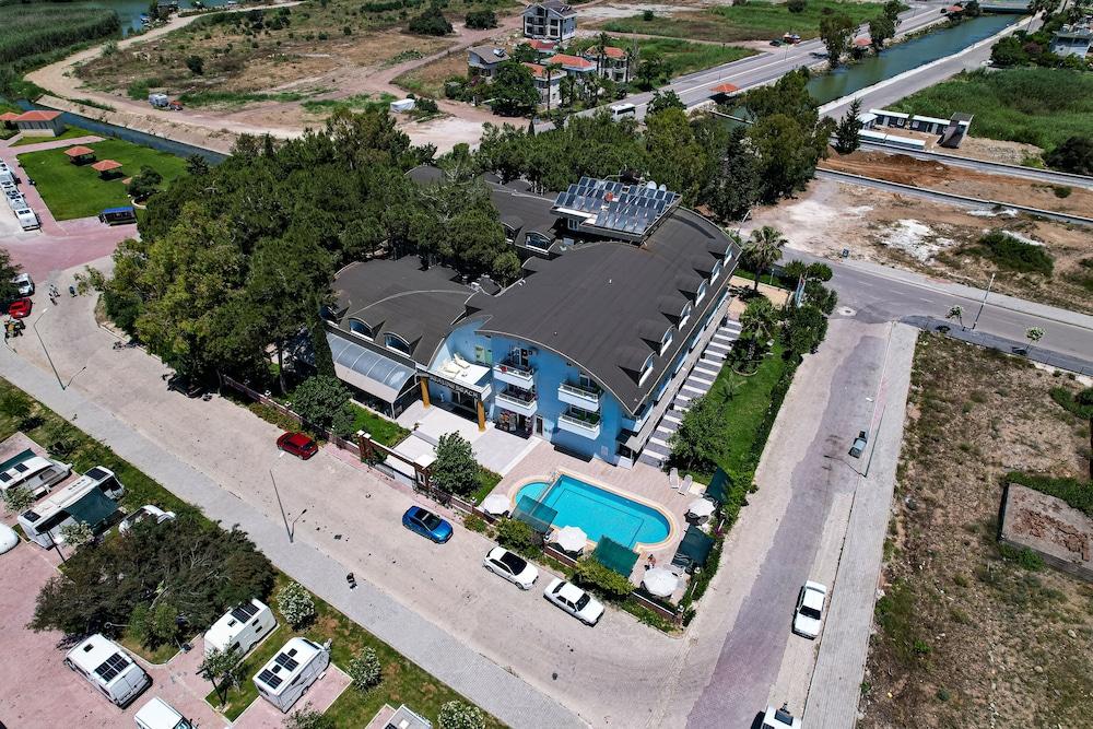 Prenses Sealine Beach Hotel