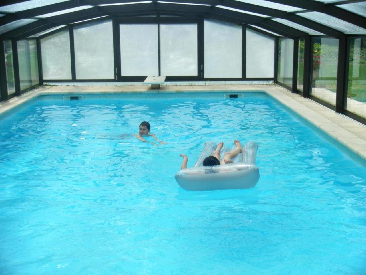 Charmante Maison a Villemur-Sur-Tarn Avec Piscine Partagee em Villemur-sur-tarn