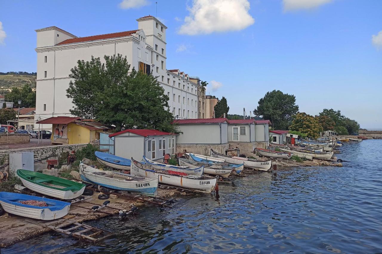 Miramar Balchik Apartment 10