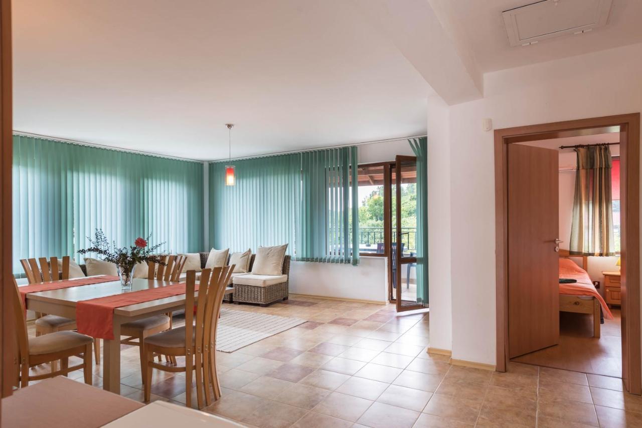 Villa Adora