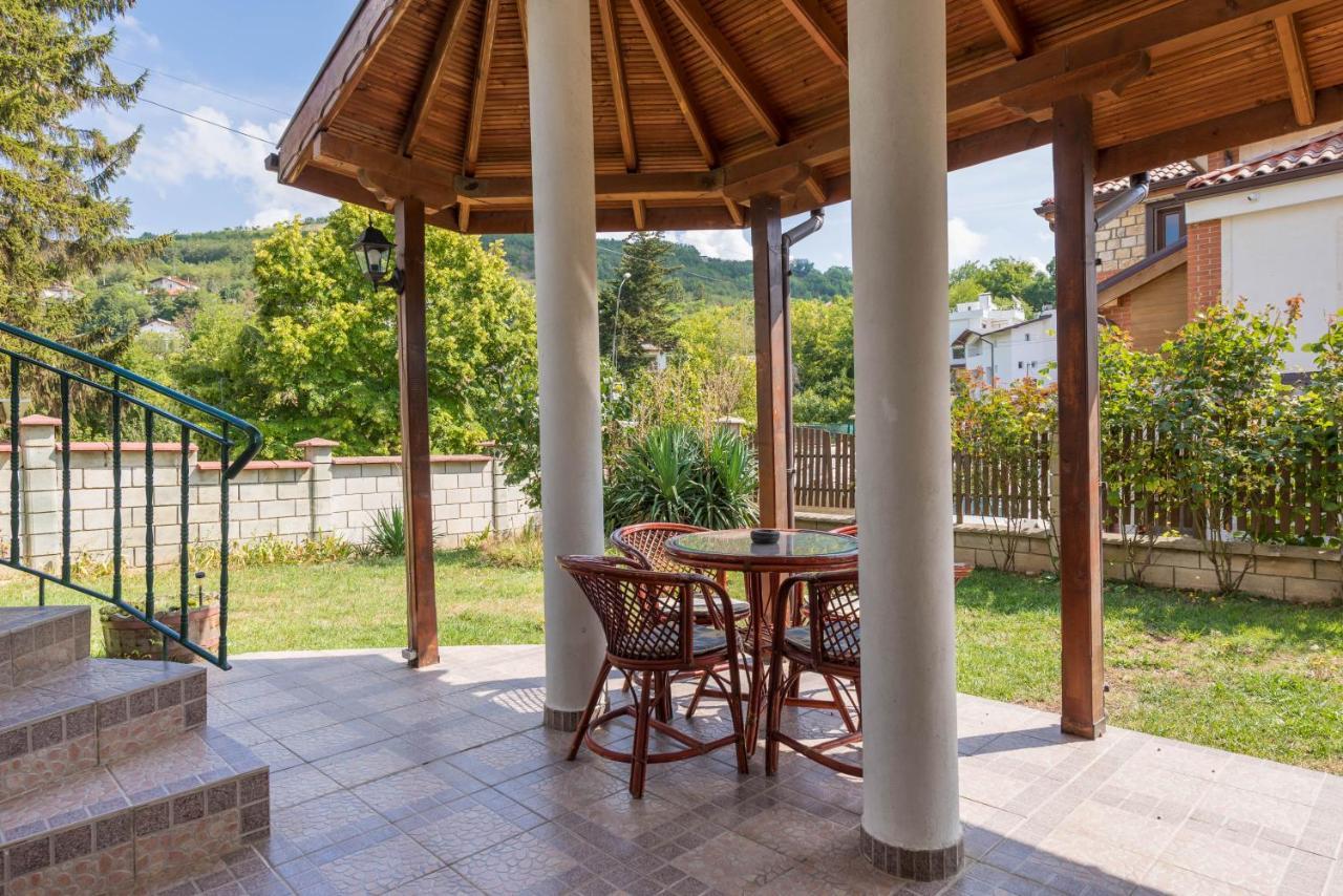 Villa Adora