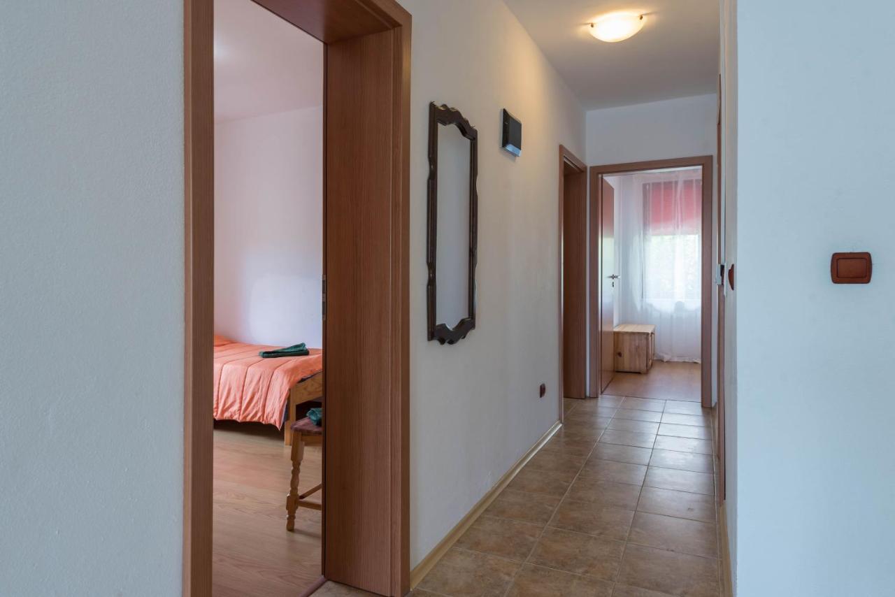 Villa Adora