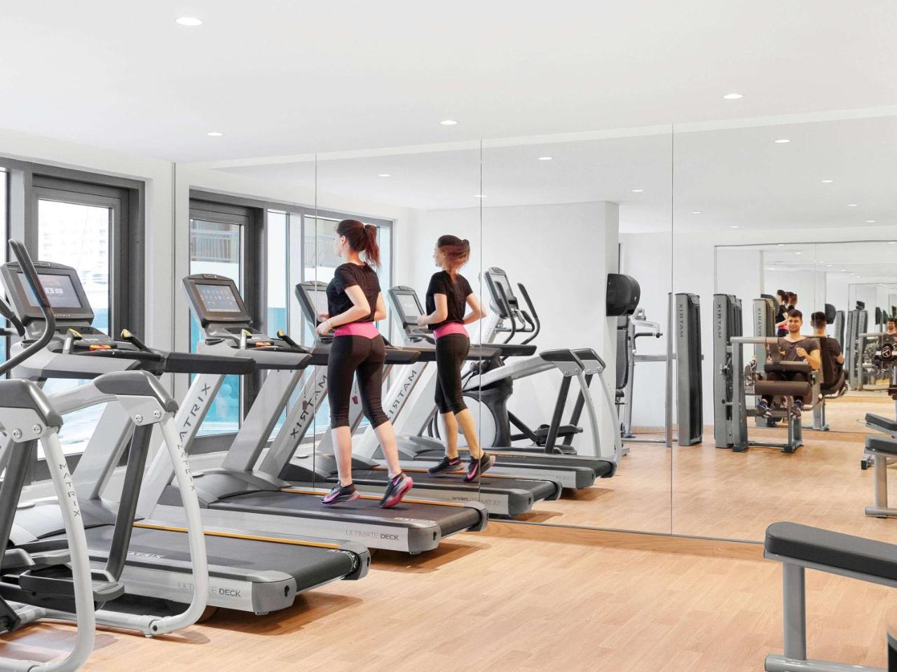 Adagio Premium The Palm