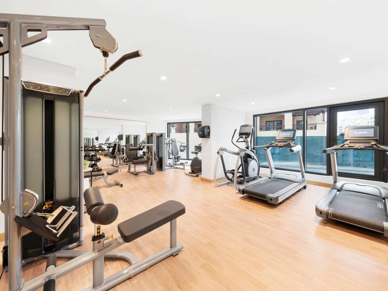 Adagio Premium The Palm