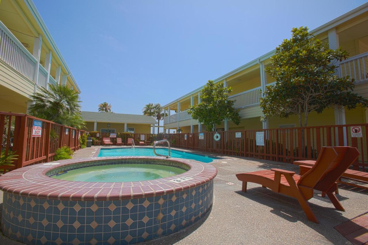 Plantation Suites And Conference Center in Port-aransas