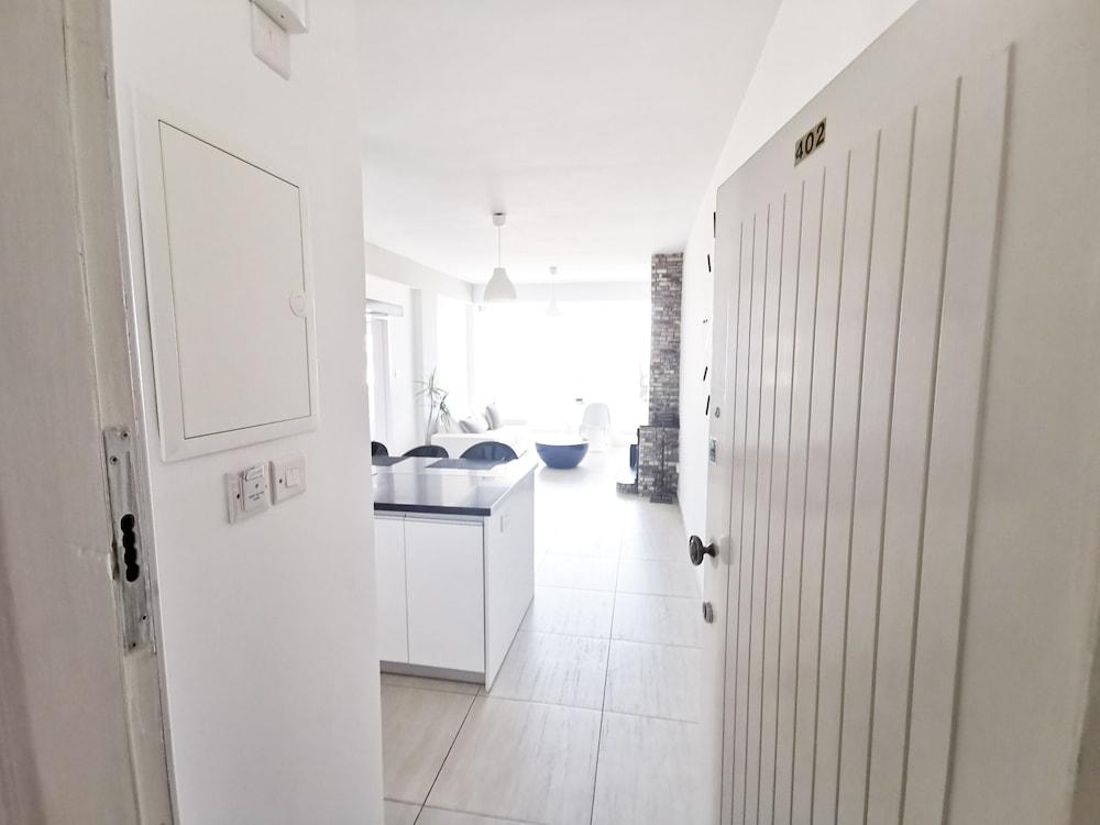 Mackenzie Seaview Paradise