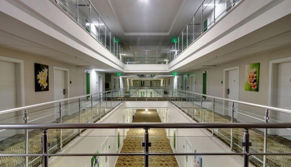 Dedeman Kemer Resort