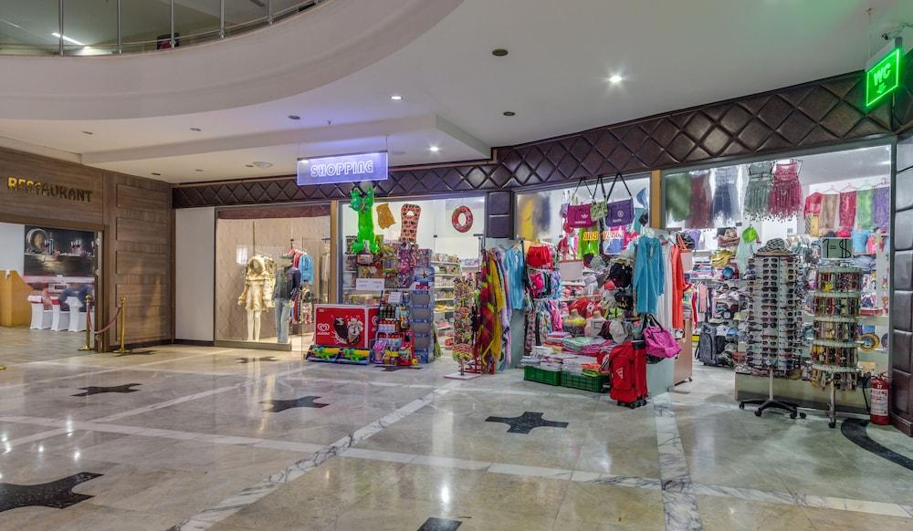 Dedeman Kemer Resort