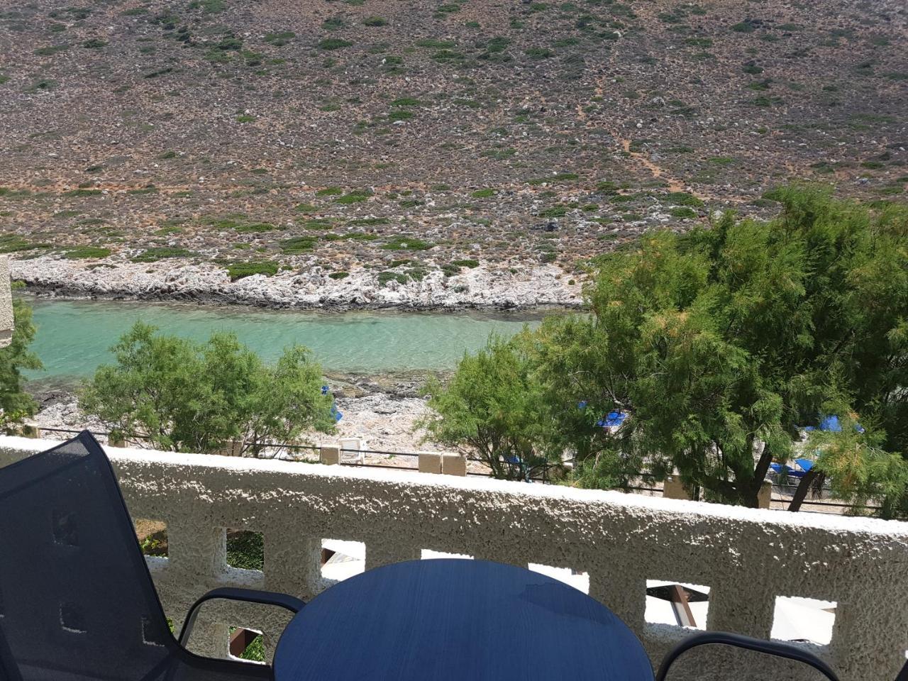 Little Bay Apartments 2 *