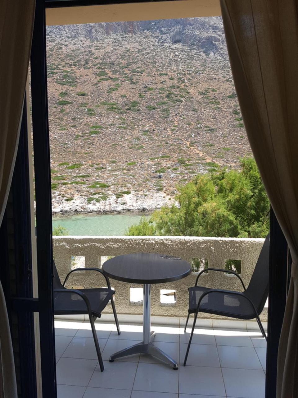 Little Bay Apartments 2 *