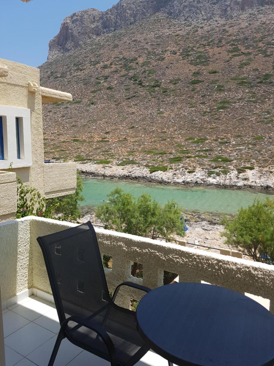 Little Bay Apartments 2 *