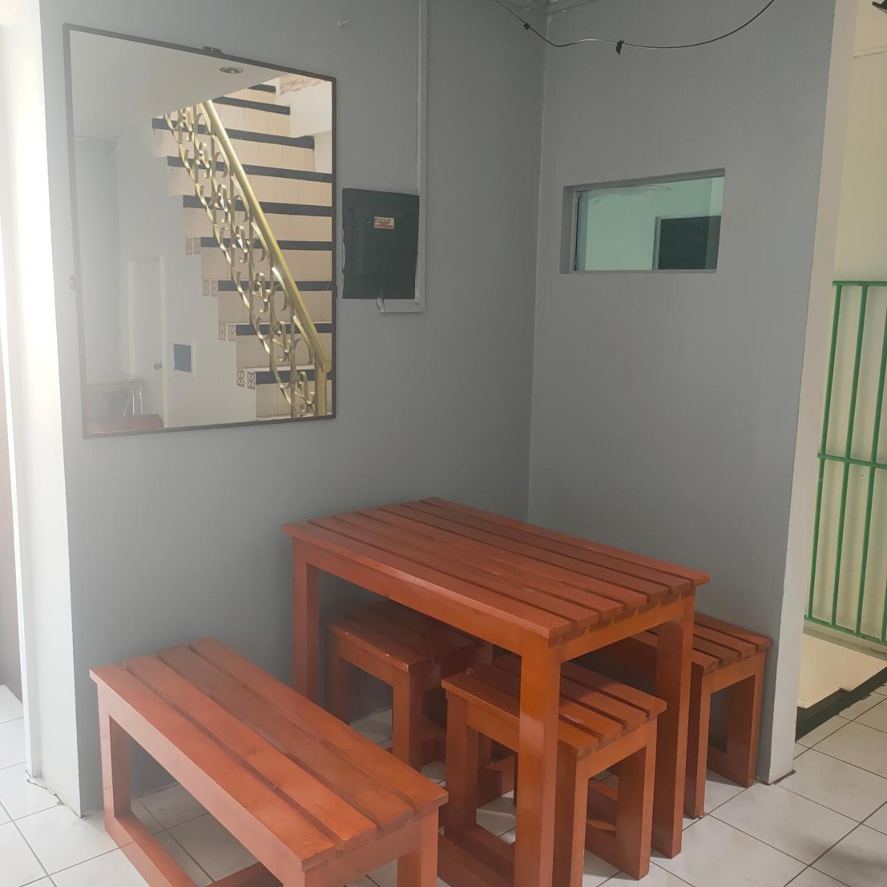 Pier La Casa Homestay Building