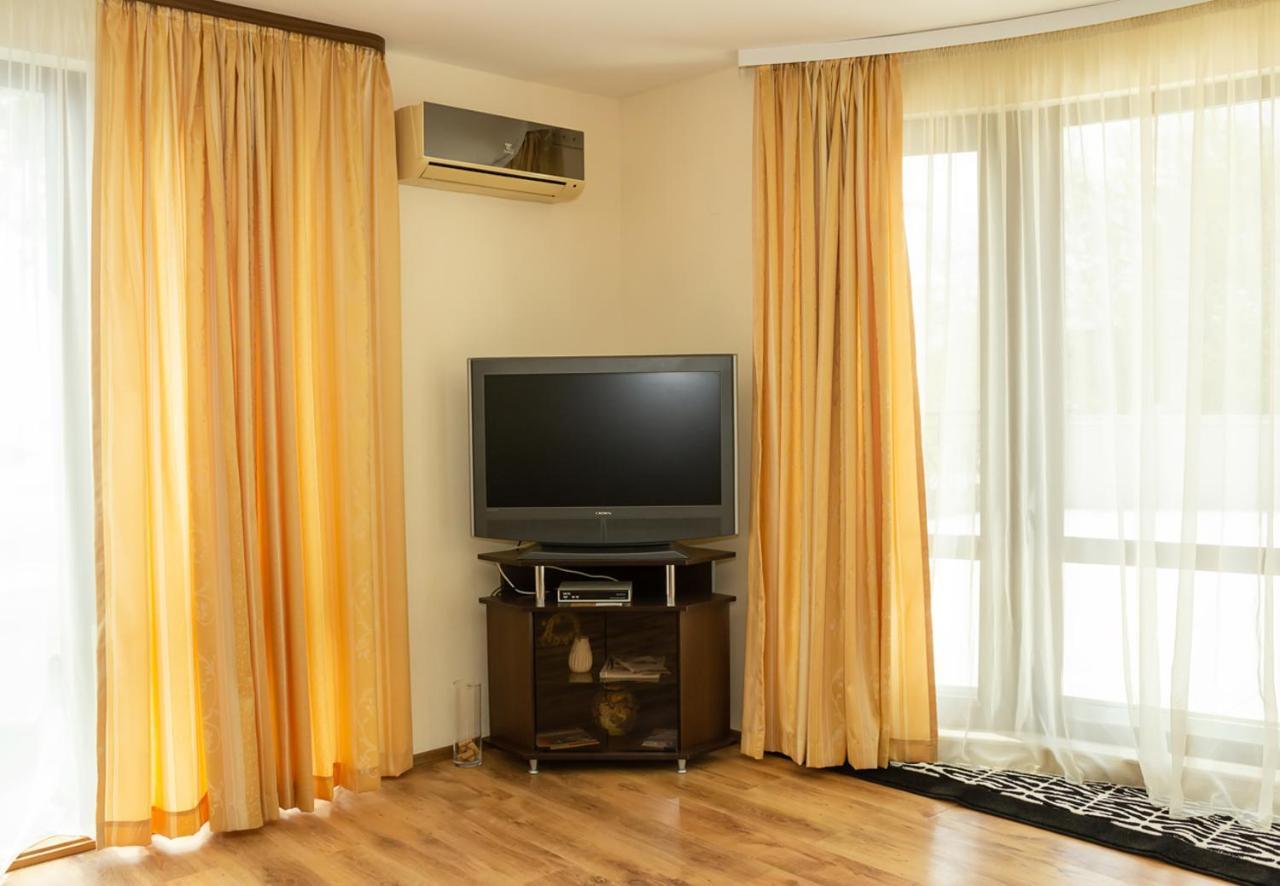 Cozy 1bd Apartment With A Spacious Terrace