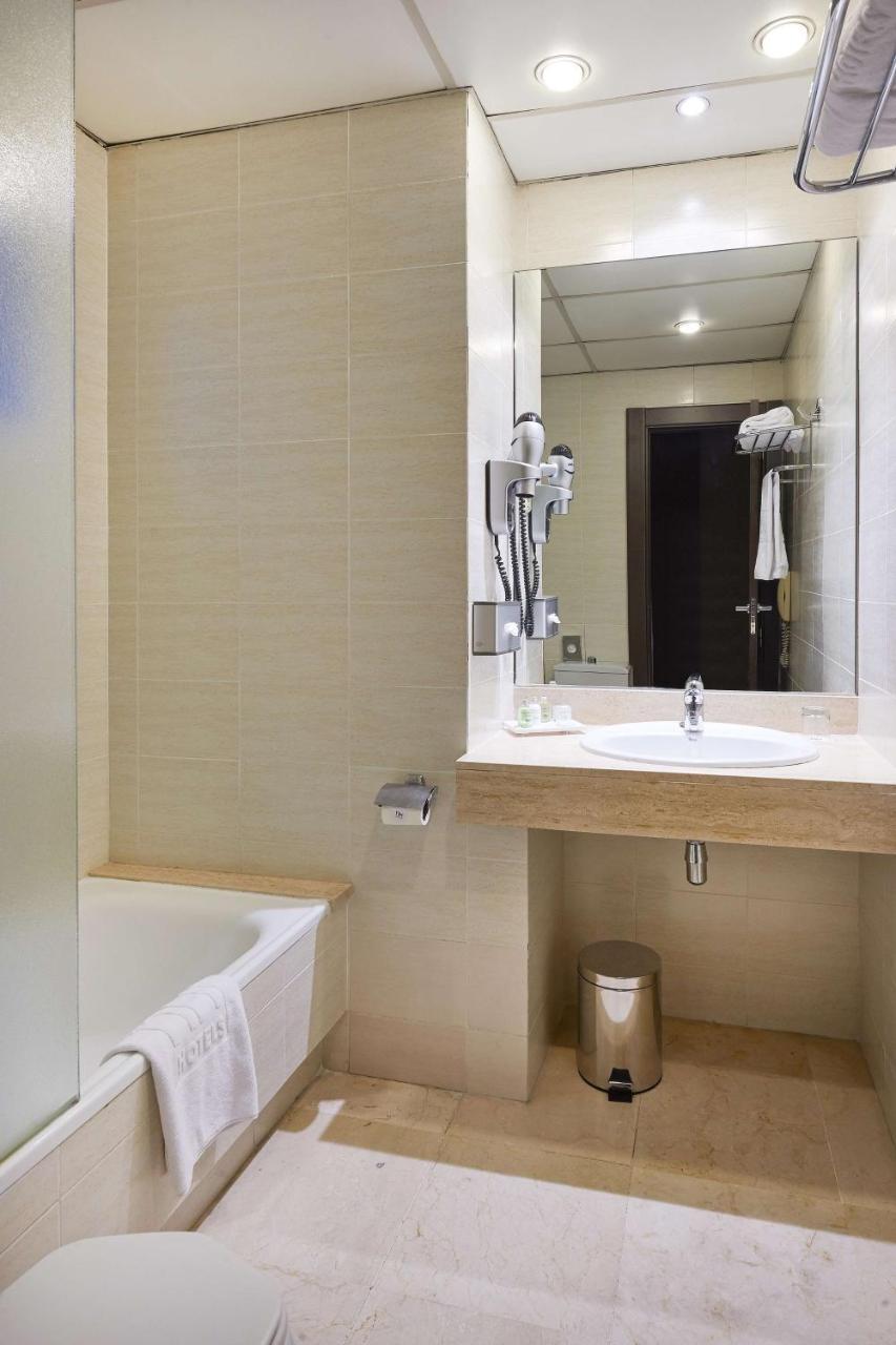 NH Barcelona Eixample