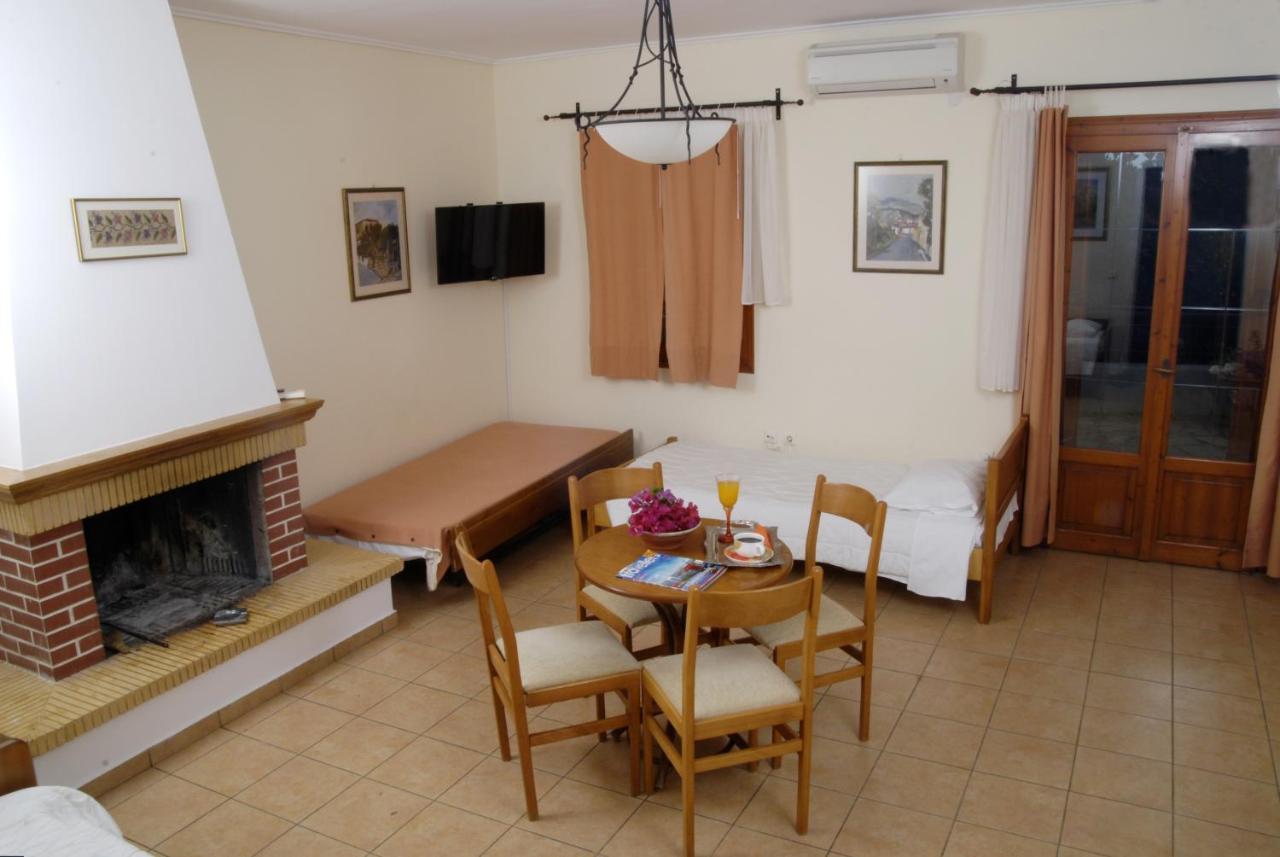 Guesthouse Chrisso 3 *