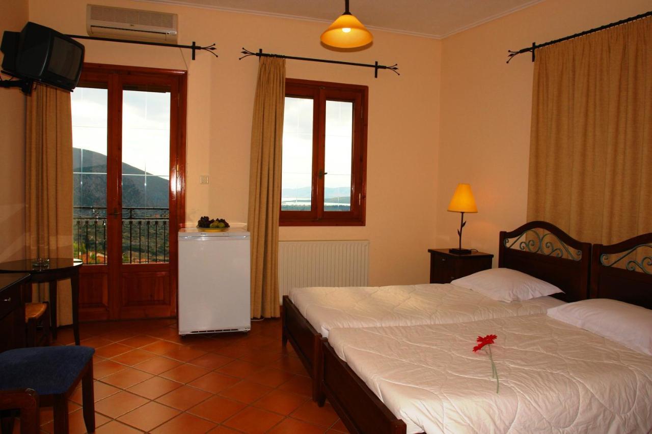 Guesthouse Chrisso 3 *