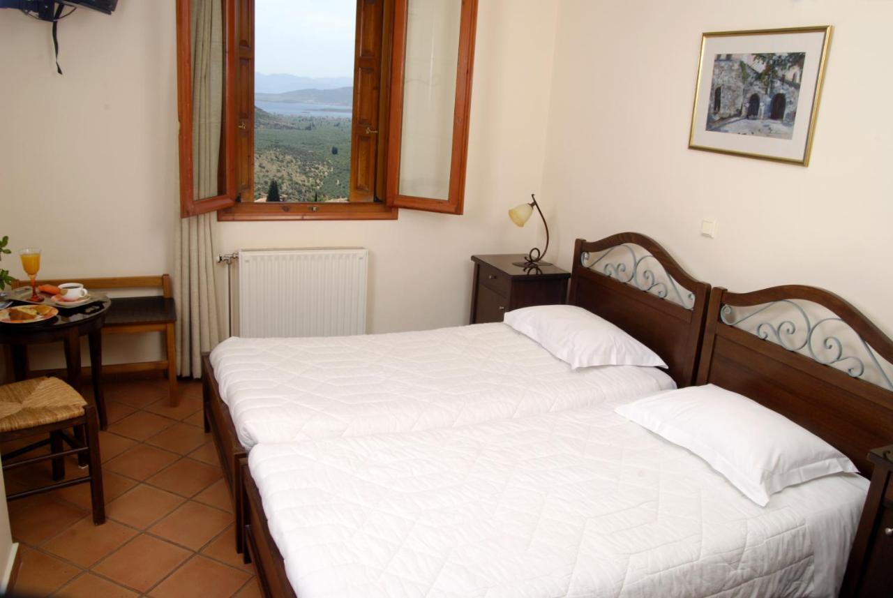 Guesthouse Chrisso 3 *