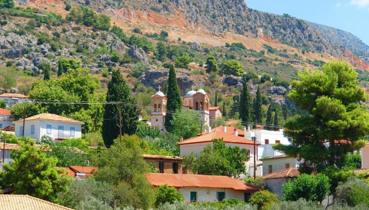 Guesthouse Chrisso 3 *