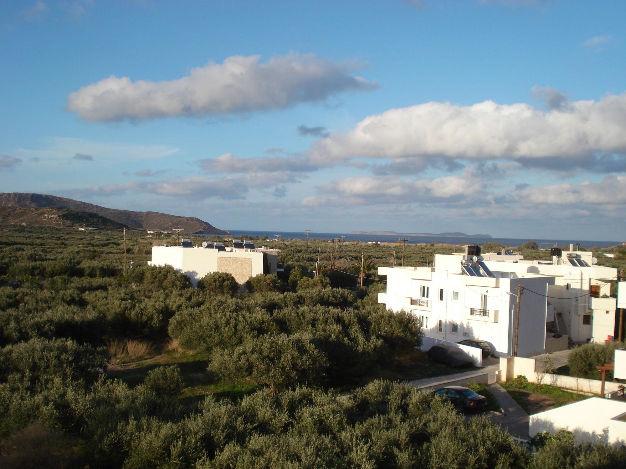 Philoxenia Rooms 3 *
