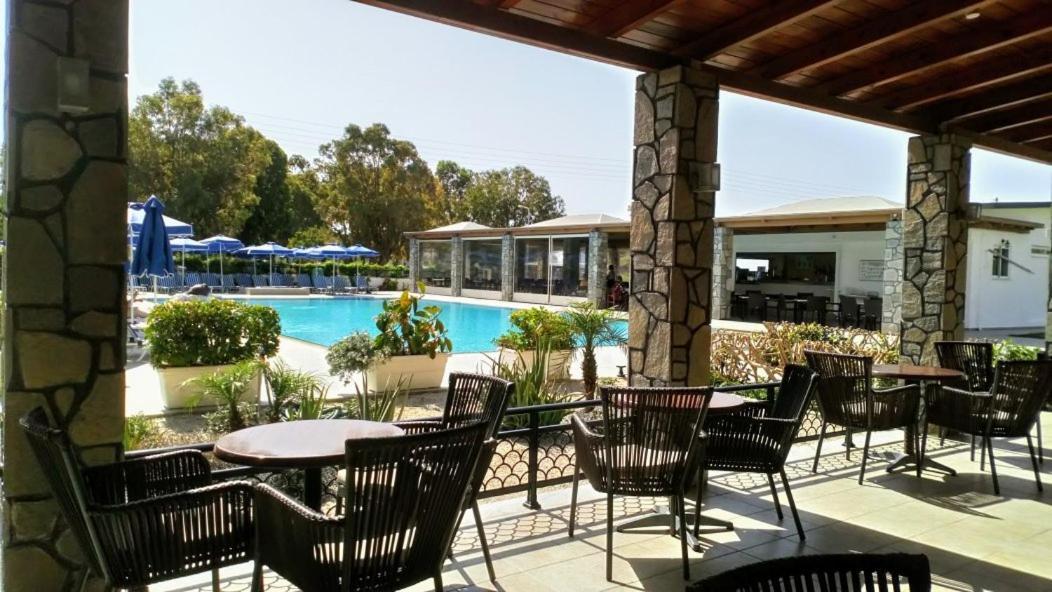 Relax 3 *