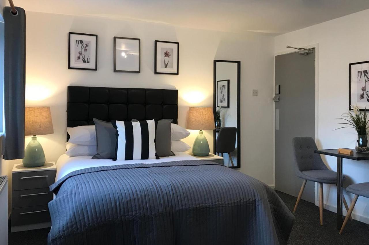 Glaisdale Studios (Adults Only) in Wolverhampton