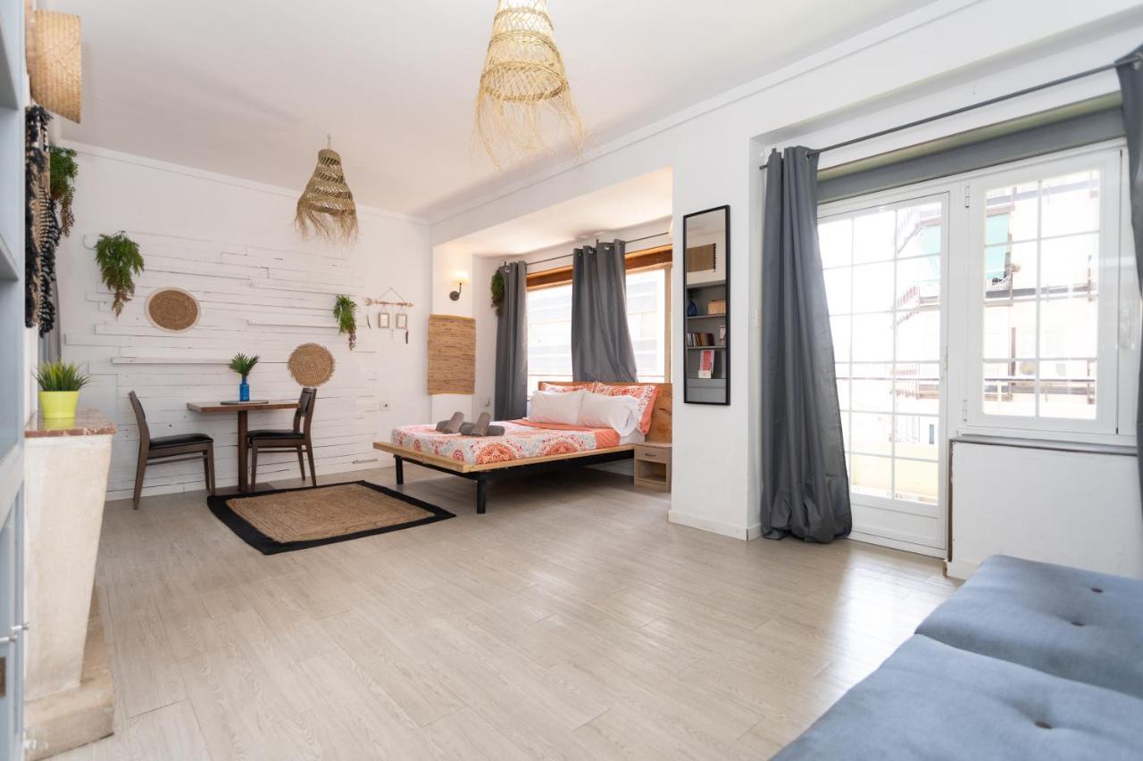 Big Room Holiday Alicante (Adults Only)