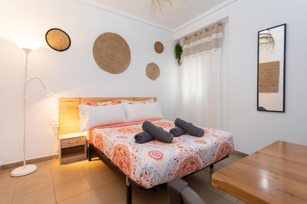 Big Room Holiday Alicante (Adults Only)